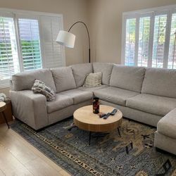 Like New 3-Piece Performance Fabric Sectional with Chaise 