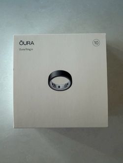 Brand new Oura Ring Gen 4 Stealth for sale! (Size 10)