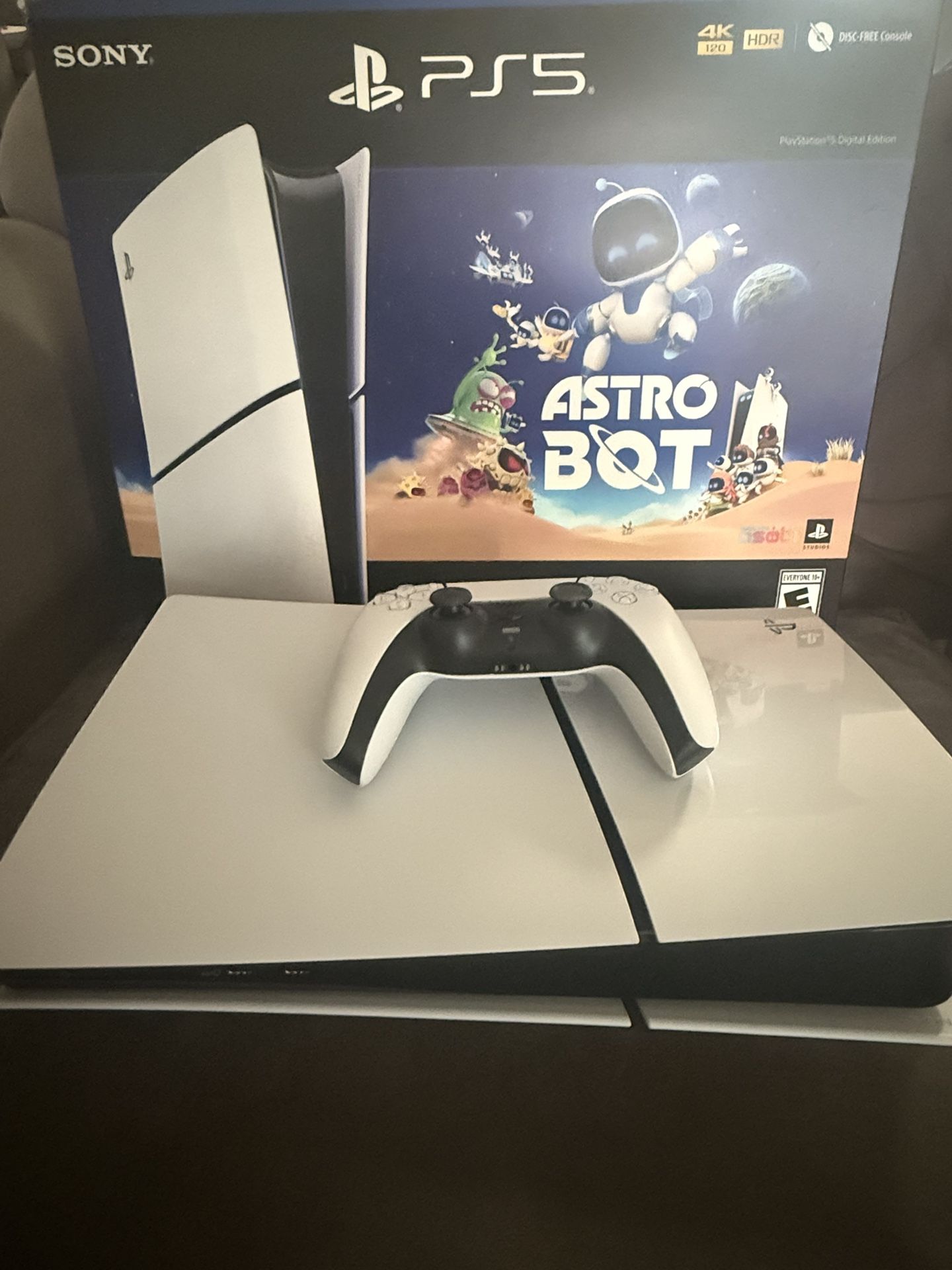 PS5 Slim Digital