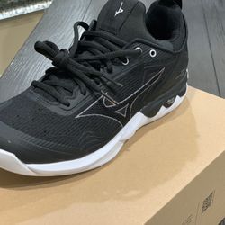 Mizuno Wave luminous 2 Size 9 NIB Black 