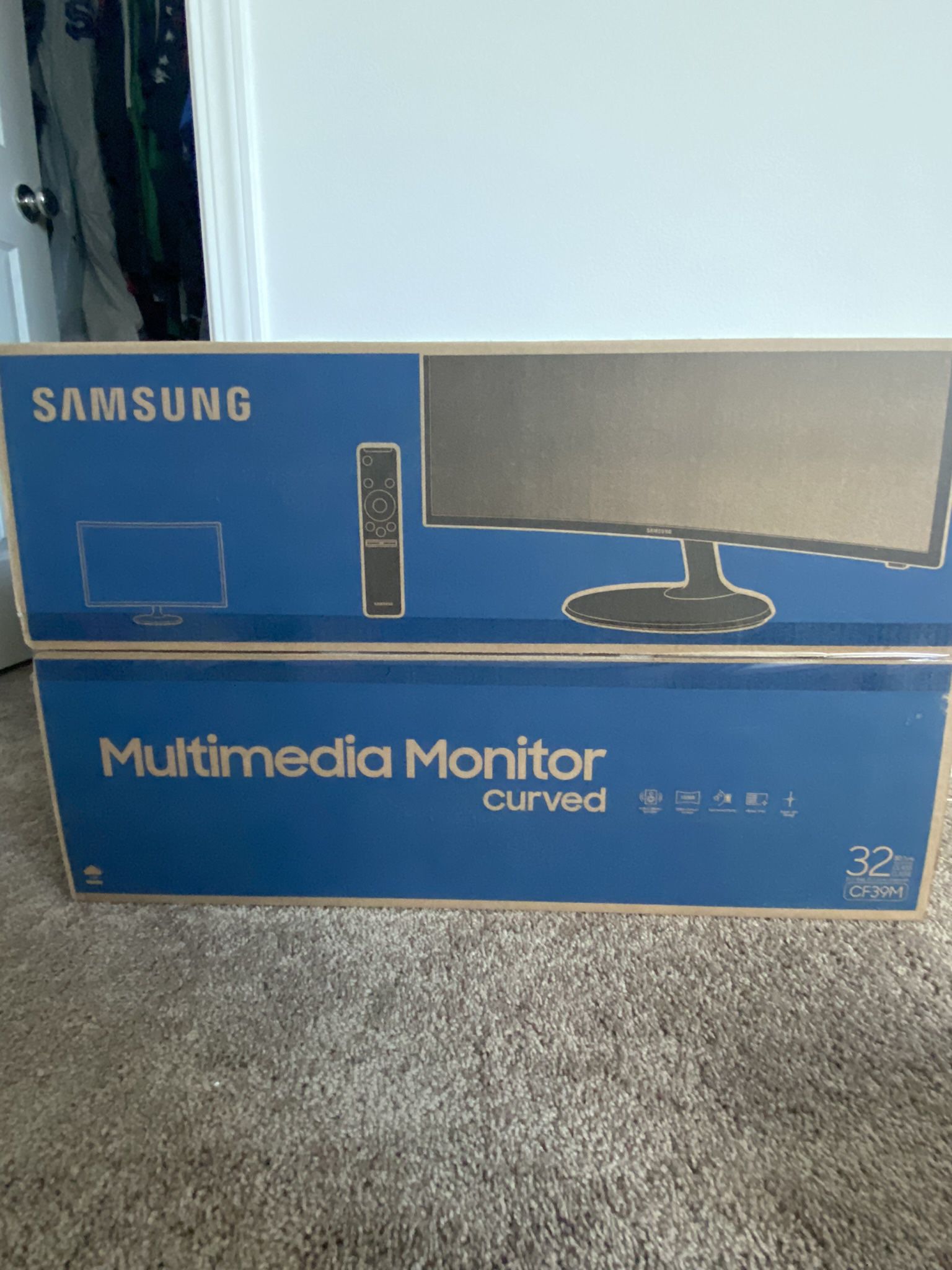 Samsung 32” Curved Monitor 