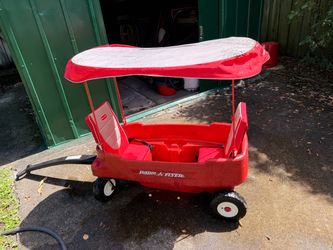 Radio Flyer Wagon with Canopy