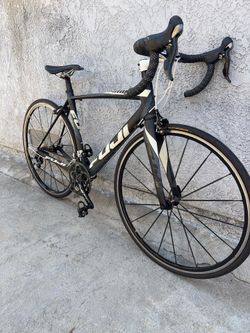 Fuji Altamira road bike