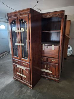 Cabinet Hutch