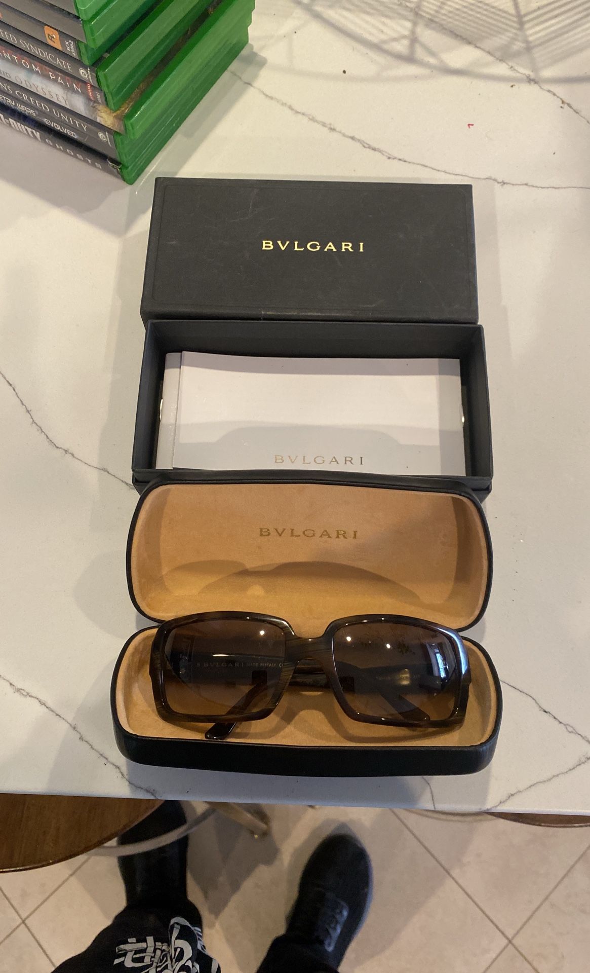Sunglasses With Papers , Case And Box