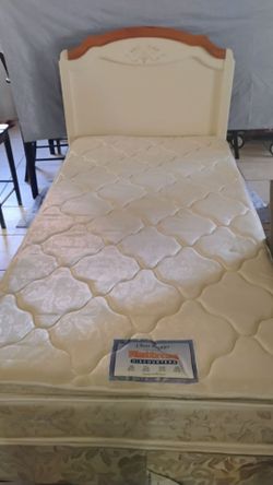 Twin bed