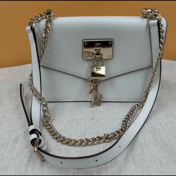Optic White  Elissa small Shoulder Bag DKNY Size 8