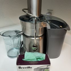 Breville Juice Fountain Elite Model 800JEXL - Used Twice! 