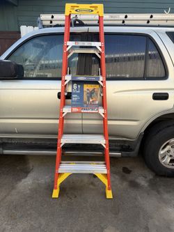 Ladder 6 feet fiberglass