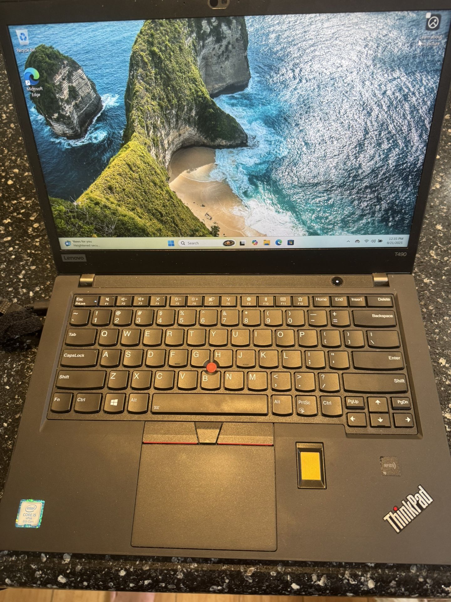 Lenovo T490 Laptop