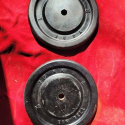 1" HOLE  50LB PLATES 
11525 S HALSTED DUNKIN DONUTS/7111 S WESTERN WALGREENS 
80$  CASH ONLY AS IS 