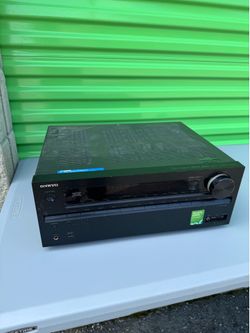 Onkyo Surround Sound AV Receiver TX-NR717