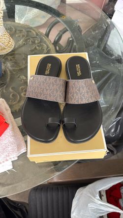 Michael kors Sandals