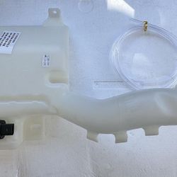     08-14 Dodge avenger windshield washer reservoir tank bottle with fluid pump Botella del tanque del depósito del lavaparabrisas con bomba de fluido