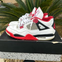 Jordan 4 Fire Red Size 11.5