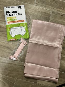 Table Runners And Napkin Ring