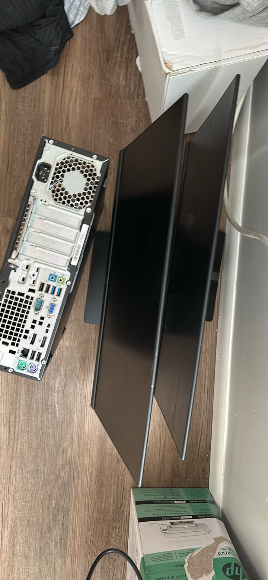2 Hp Desk Top Computers