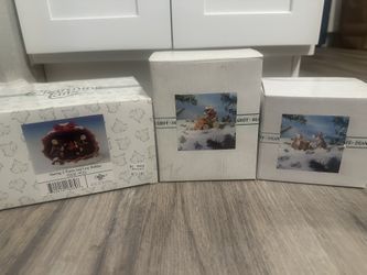 Charming Tails Sharing a warm and cozy holiday