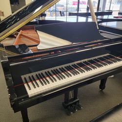 Pearl River GP170 Grand Piano