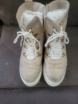 Girls Art Class Sherpa Boots