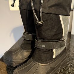 Kids LL Bean Winter/Snow Boots - Size 2