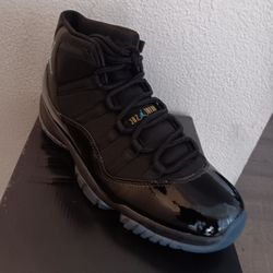 Jordan 11 Gamma blue 