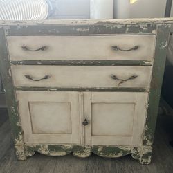 End Tables, Nightstands, Home Decor