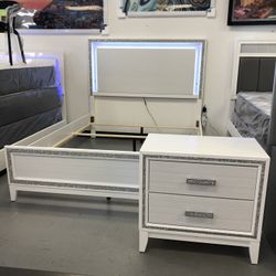 New  LED Queen Bedroom 4pc Set $39 Initial Payment .LED Bed,dresser ,mirror and Night Stand 