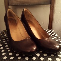 Lightly Used Woman's Wedge Heel (Brown) By Clarks (Sz 5.5)