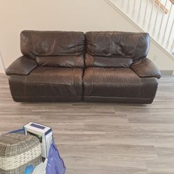 Sofa An Love Seat