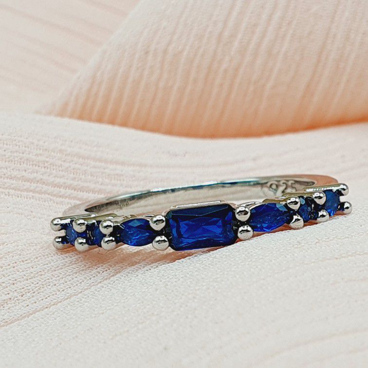 "Tiny Rectangular Bright Royal Blue Shiny Zircon Trendy Ring for Women, PD685
 
 
