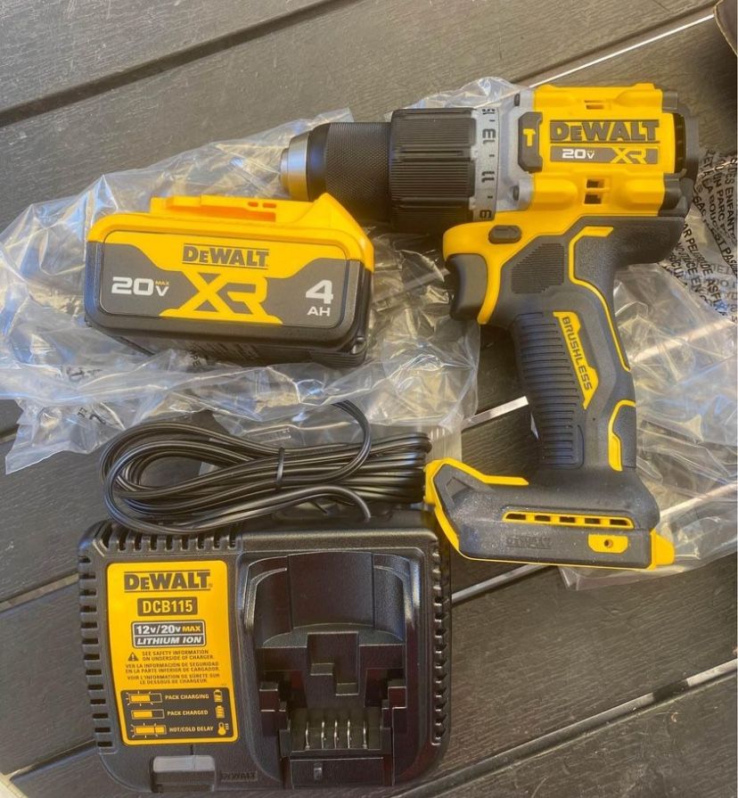 DEWALTe 20V Brushless Hammer Drill With 4 Amp Battery