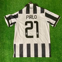 Juventus Home Jersey 14/15 Pirlo