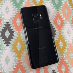 Samsung Galaxy S9 64 GB Unlocked 