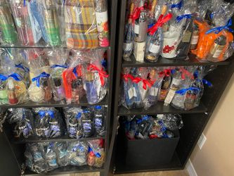 Brand new bath and body works mens sets-$10-higley and ray