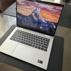 Hp Elitebook X 360, 1040 G10 2 in 1 Convertible Laptop Excellent Condition 
