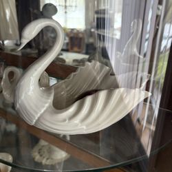 Lenox Ivory Swan Centerpiece Bowl – Elegant Vintage Porcelain Statement Decor