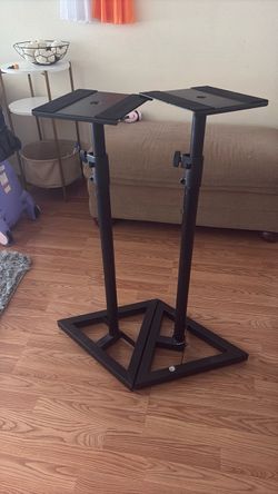 Speaker stands (pair)