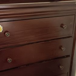 5 Drawer Dresser 