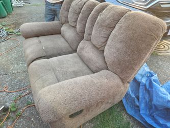 Lovesear recliner