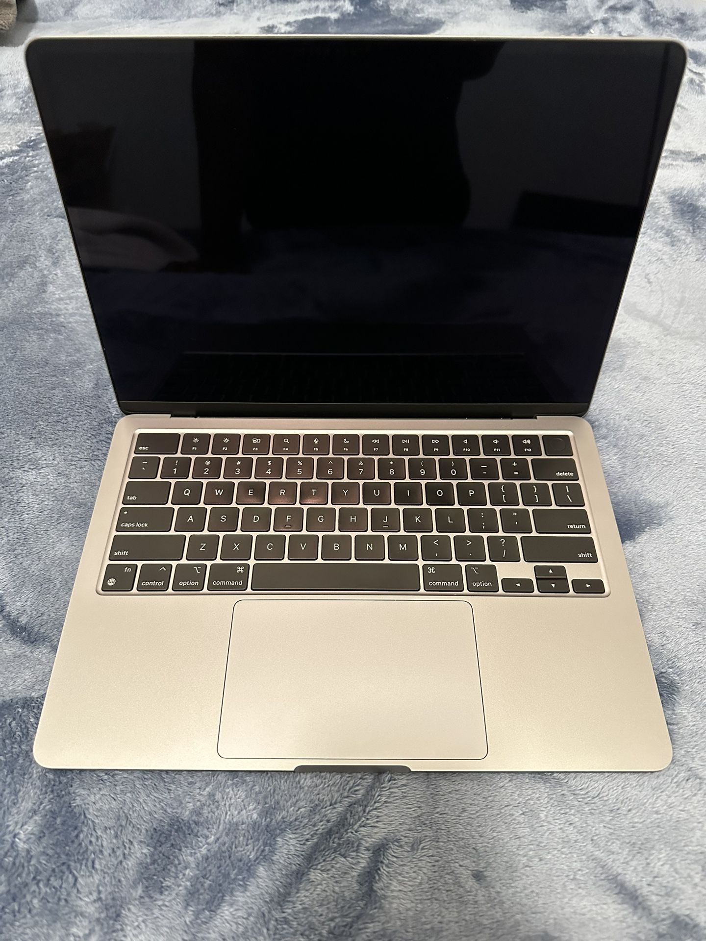 For Sale: Apple MacBook Air M2 (13.6”) - Excellent Condition