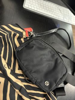 Bolsas Coach y lululemon  la 2 por $50