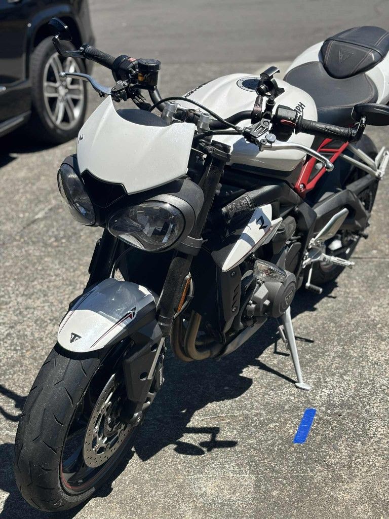 2018 Triumph Street triple