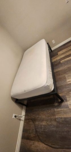 Twin bed