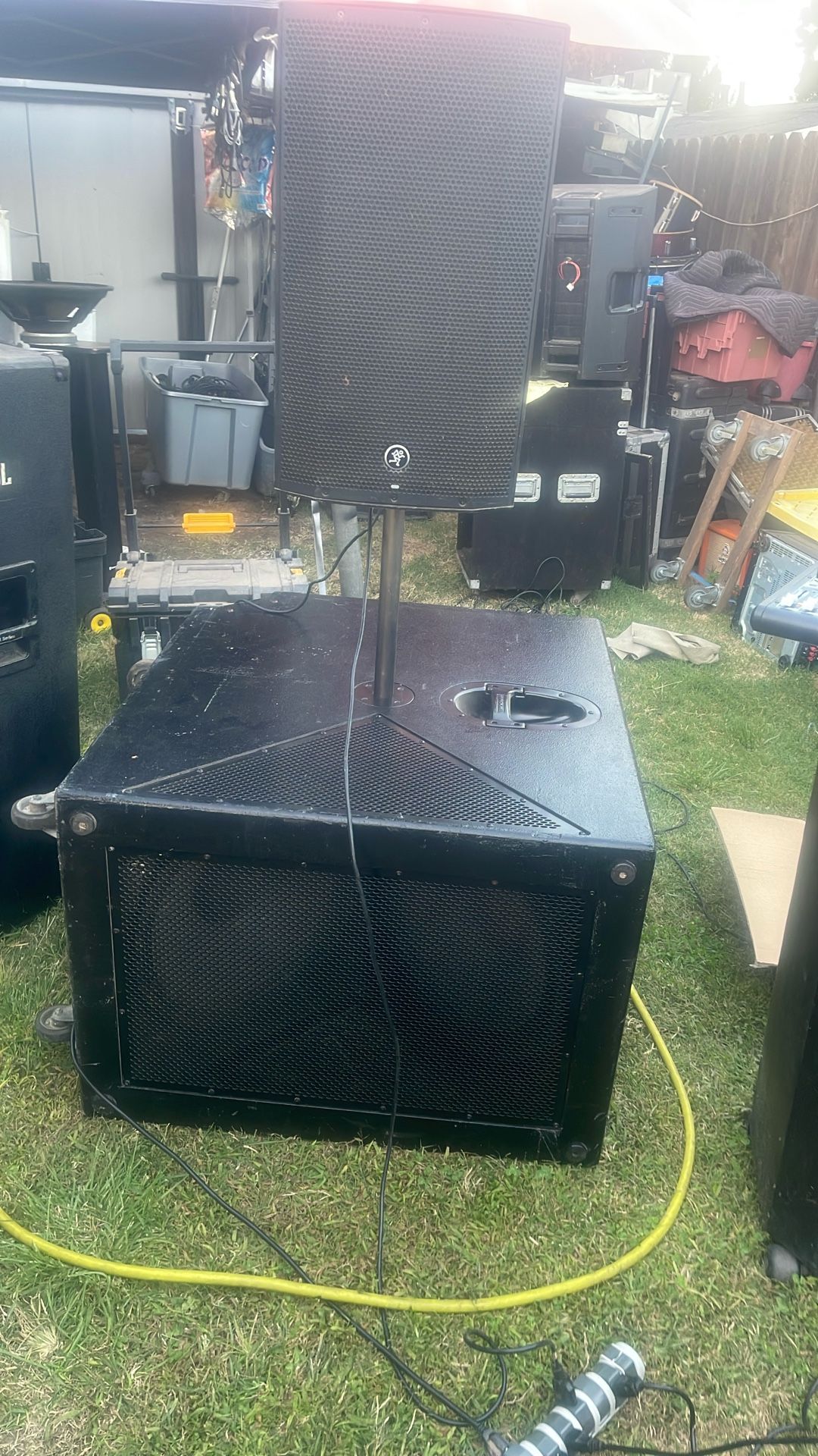 Two Boxes Doble 18s Two 12 All Mackies Powered And Mixer 16 Channels