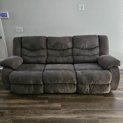 Couch set