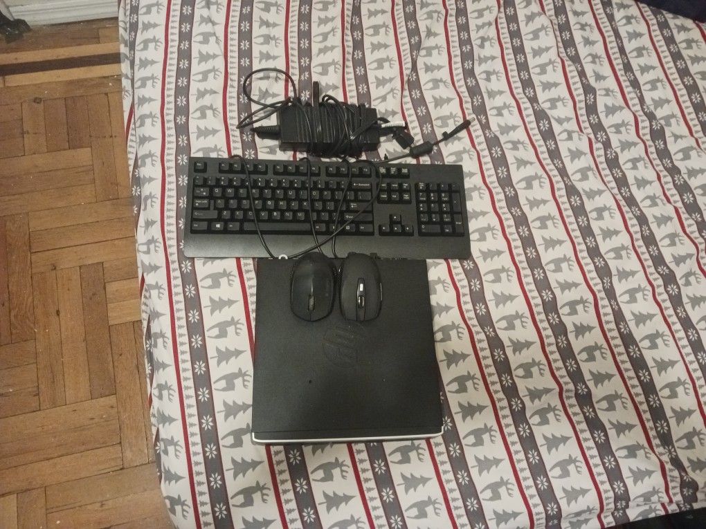 HP Elite 8300 With Wired Keyboard And Two Wireless Mouses