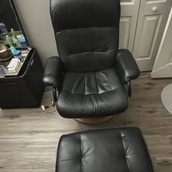 Leather Recliner Chair With Foot Rest