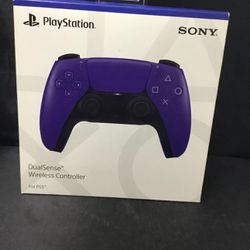 playstation 5 controller (purple)