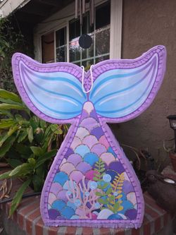 Glo's Custom Made Piñatas